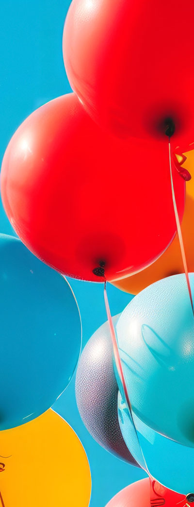 Luftballons im Himmel