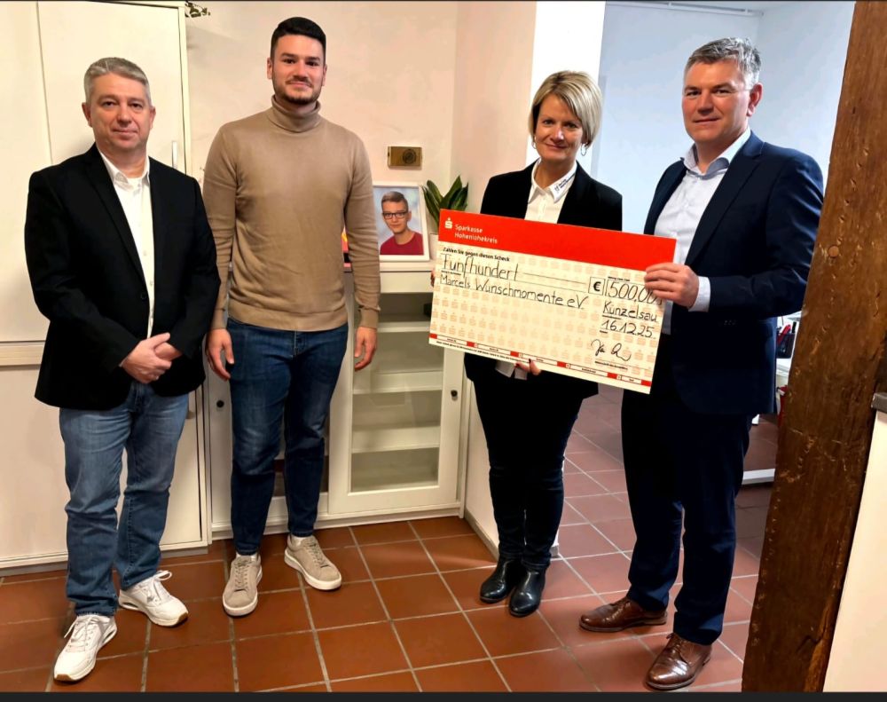 Spendenübergabe durch den Landrat des Hohenlohe Kreises