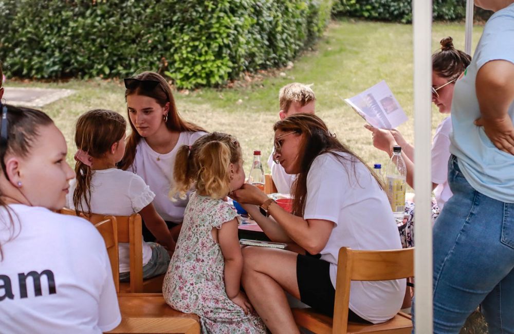 Viel Freude beim Kinderschminken