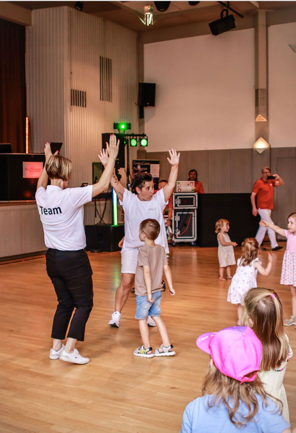 Tanzparty in der Halle