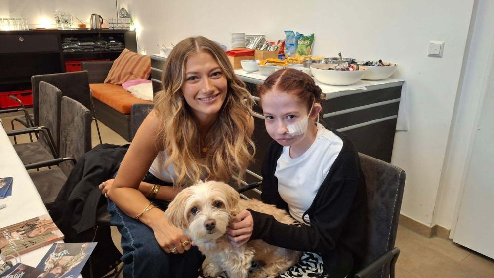 Jana, ihr Hund und Leony
