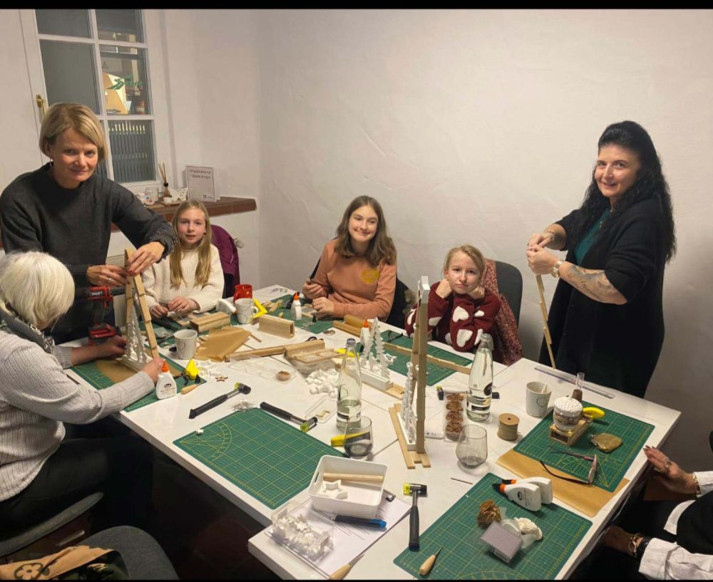 Teilnehmer vom Bastelabend